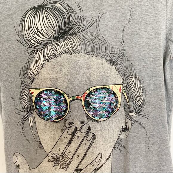 Thin Hongkoi Grey Harajuku Inspired Girl In Glitter Sunglasses T Shirt Dress - Picture 2 of 5